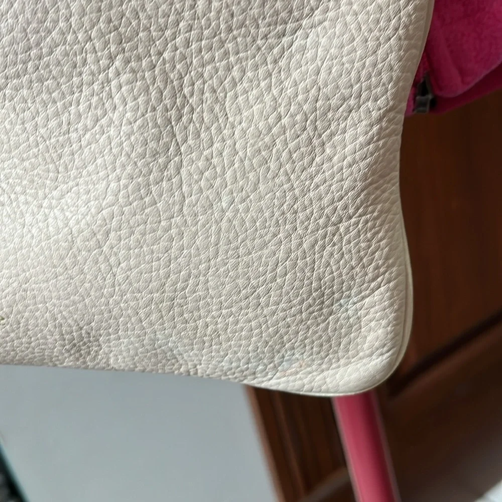 Kate Spade   Crossbody bag  beige  GUC  genuine leather pebbled    Every day bag